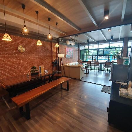 Bed and Breakfast Sleep Airport Chiang Mai Esterno foto