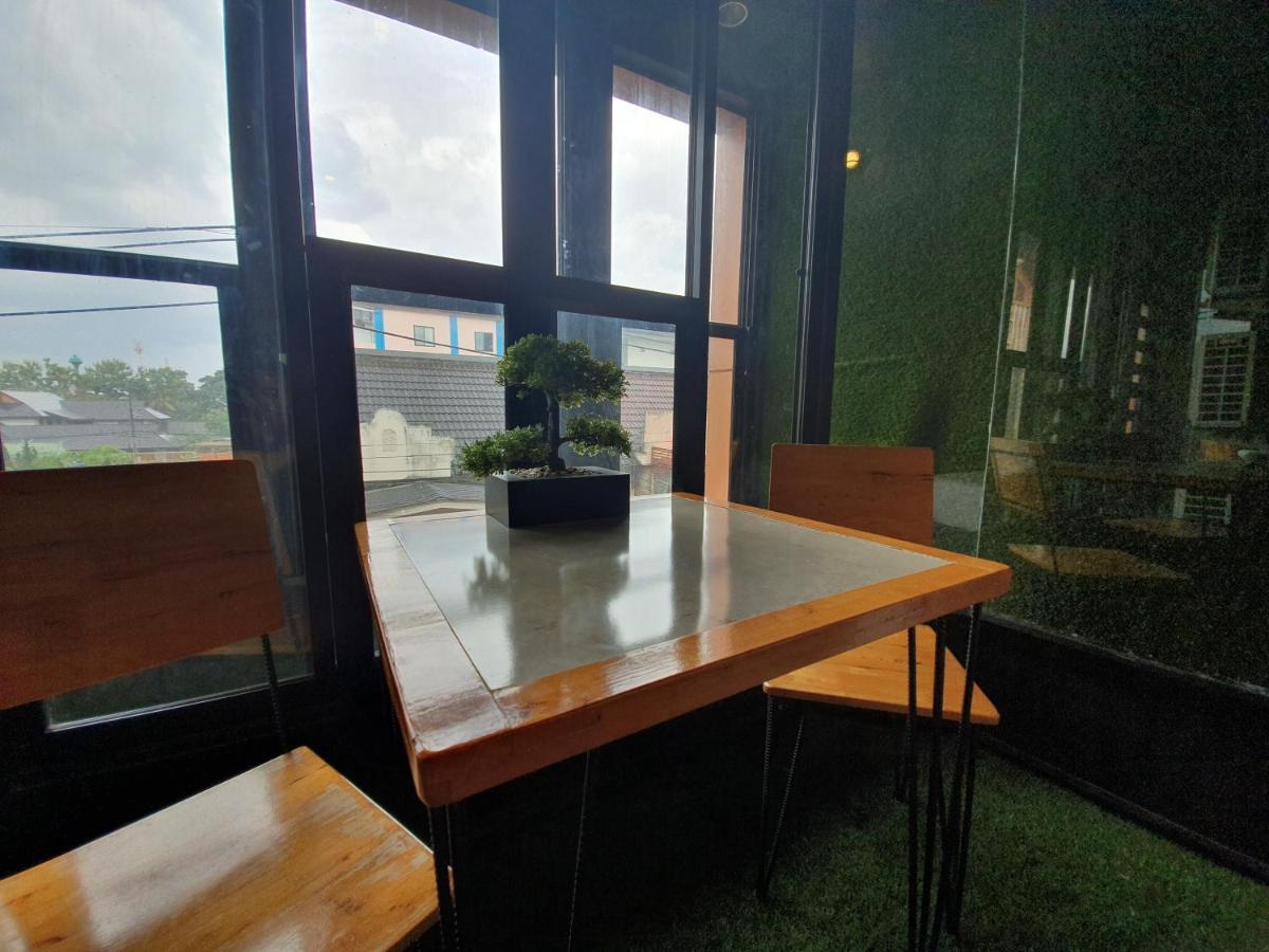 Bed and Breakfast Sleep Airport Chiang Mai Esterno foto